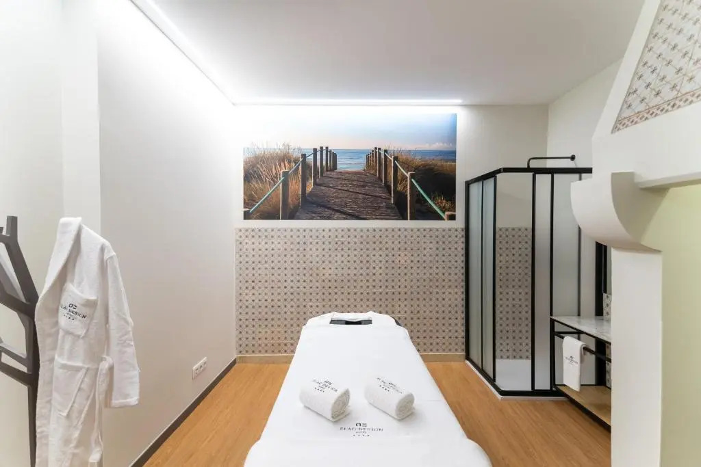 Flag Design Hotel