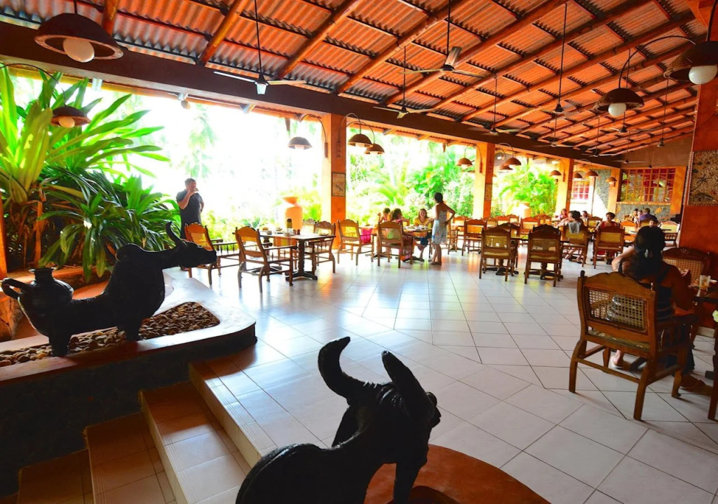 Eva Lanka Hotel