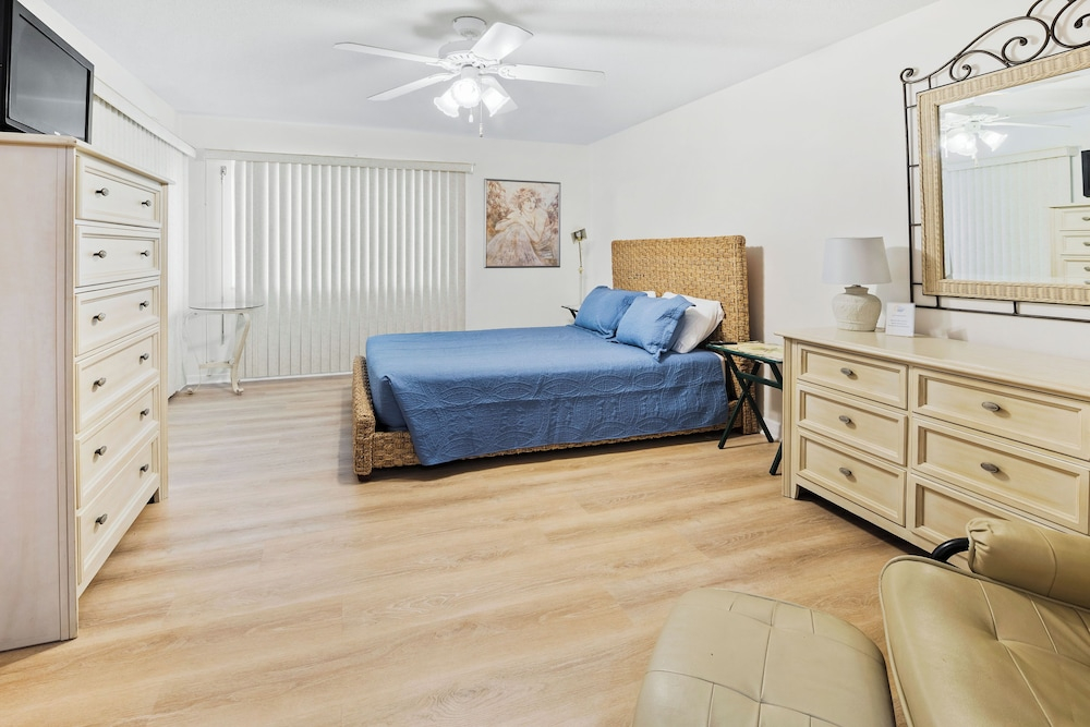 Sea Woods Home 4205