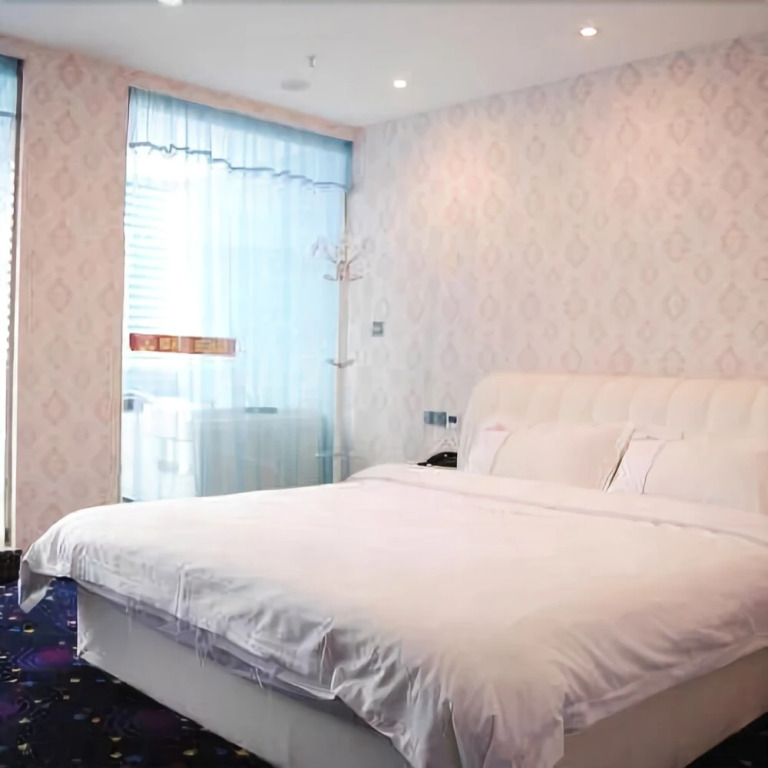 Chongqing Aichao Theme Hotel