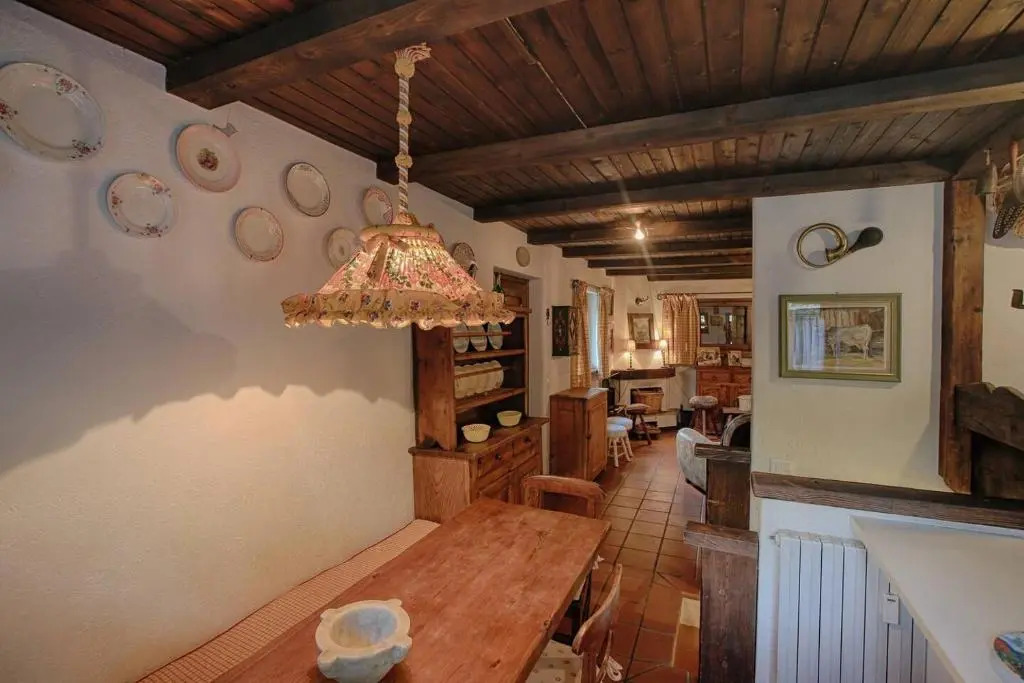 ALTIDO Idyllic Flat for 7 with Free Parking Close to Ski Lift