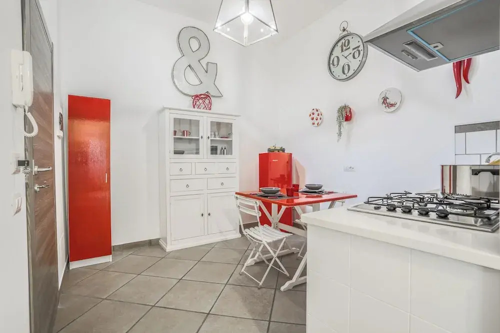 4 Bedrooms Apt In Sorrento Center | Location&View