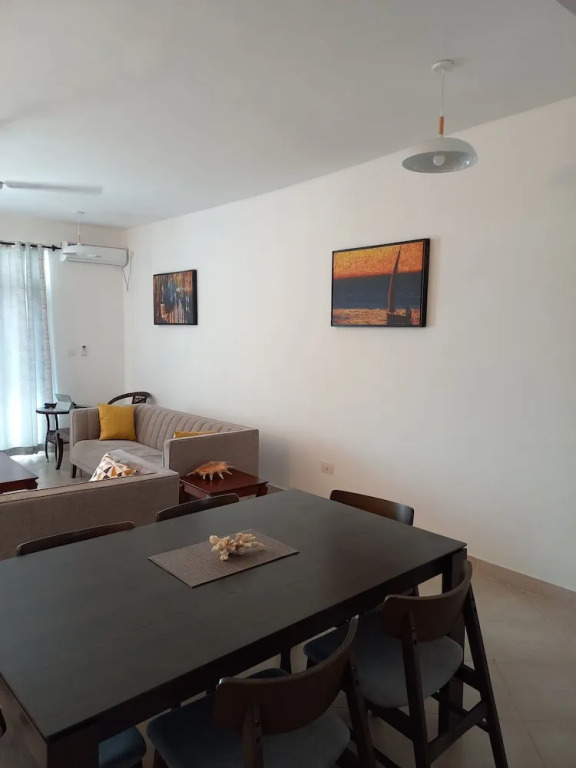 Tembo Beach Cottage , Ocean Beach Drive