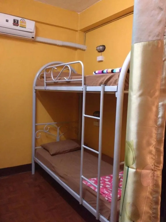 The Living Place 2 - Hostel