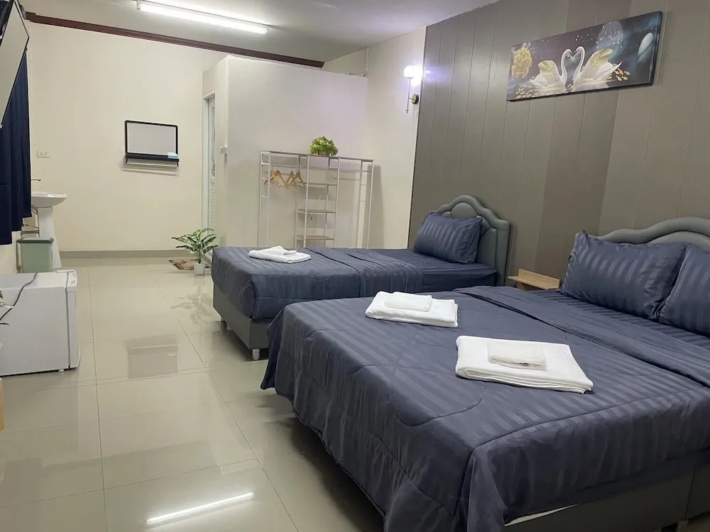 2B Cozy Hostel ตรัง