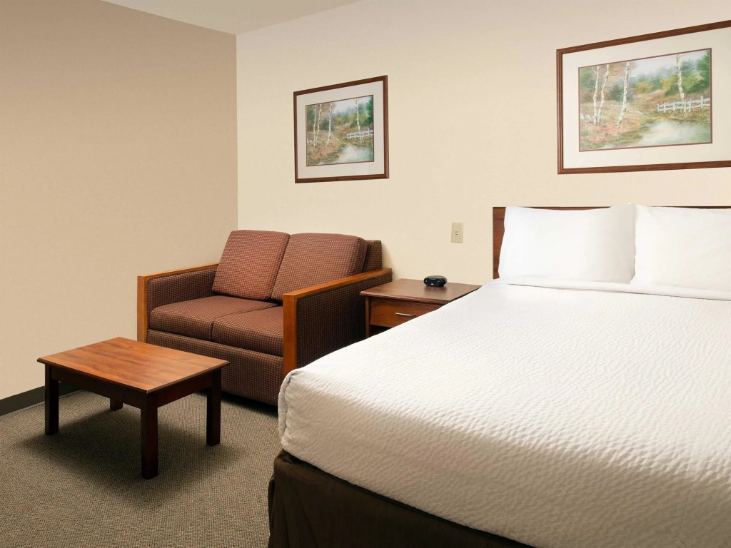 Studio 6 Extended Stay Fort Myers FL