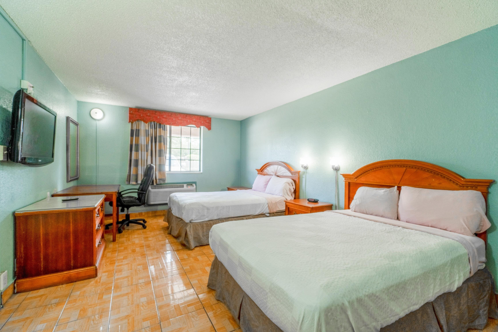Lone Star Inn & Suites by OYO Harlingen TX