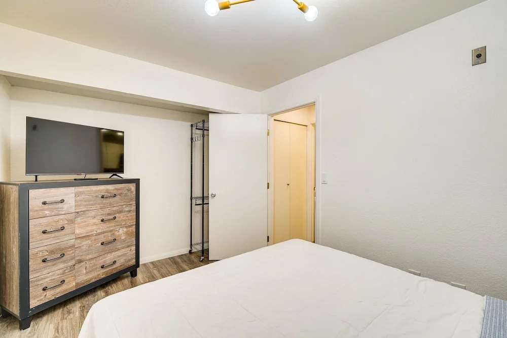 Vacation Rental Near Las Vegas Strip With Pool!
