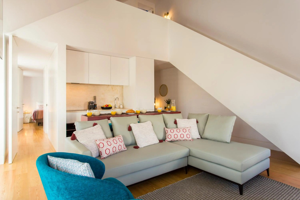 Leisure Luxury Downtown Duplex Lisbon by Altido