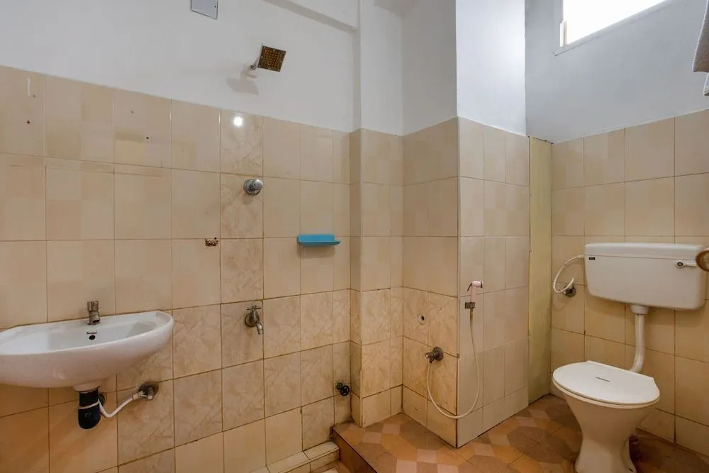 Spot On 49545 Sangamam Tourist Home