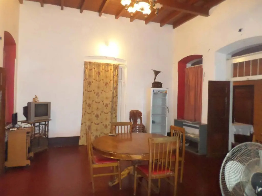 Sarras Guest House