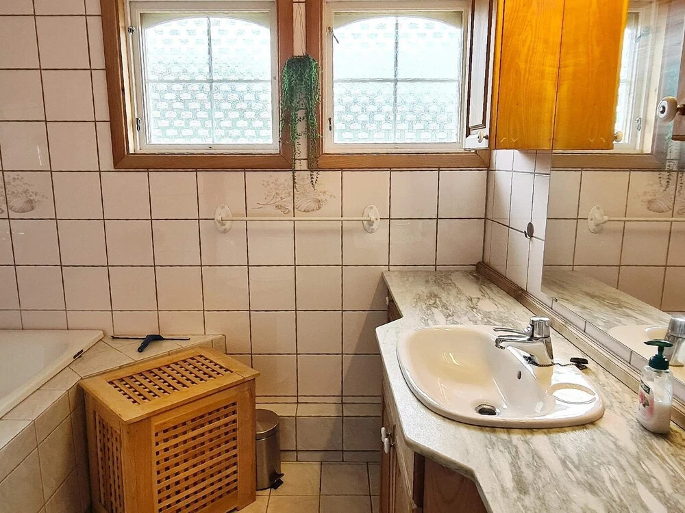10 Person Holiday Home in Staubø