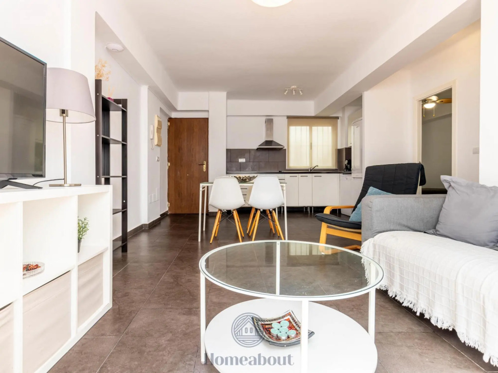 CERVANTES Apartment 24 2BT 1BR
