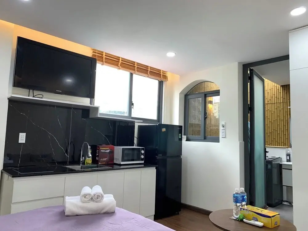 Lucy Hotel & Apartment