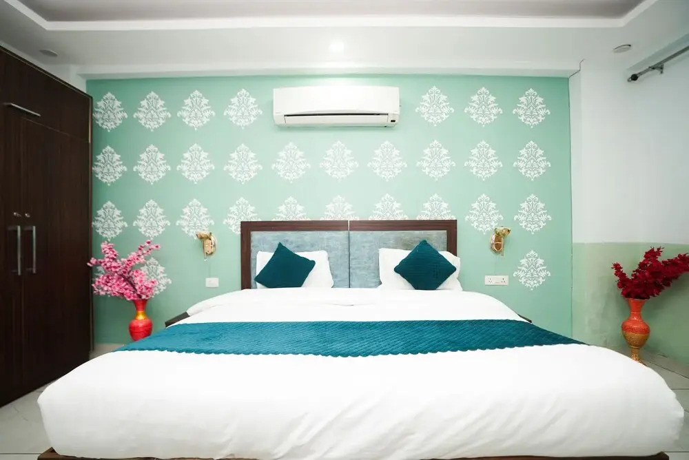 Tanvi Premium Residency