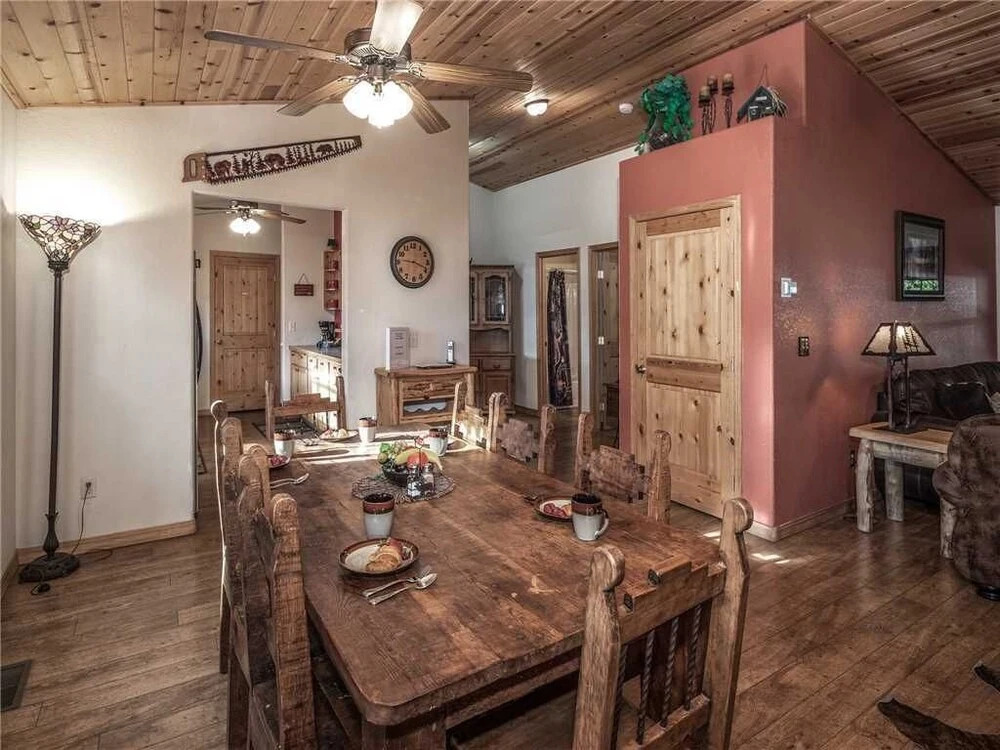 Gareys Deer Haven - Three Bedroom Cabin