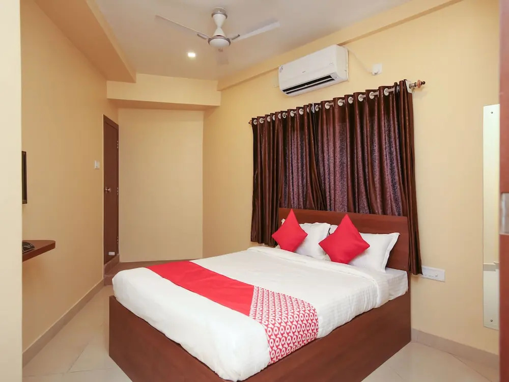 OYO 650 Flagship Gokul VIP Road