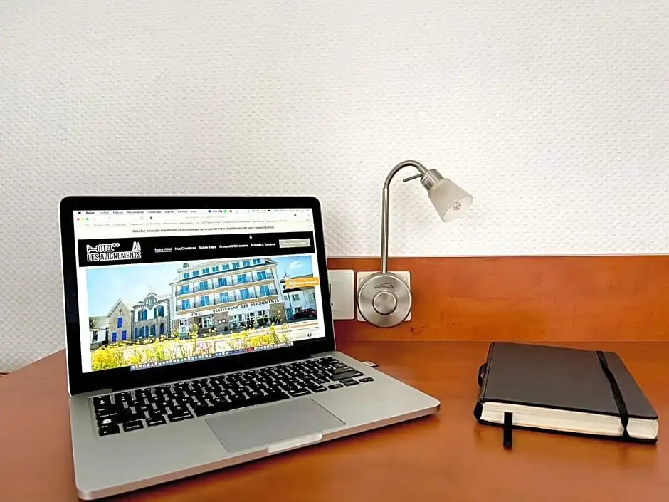 Hotel les Alignements