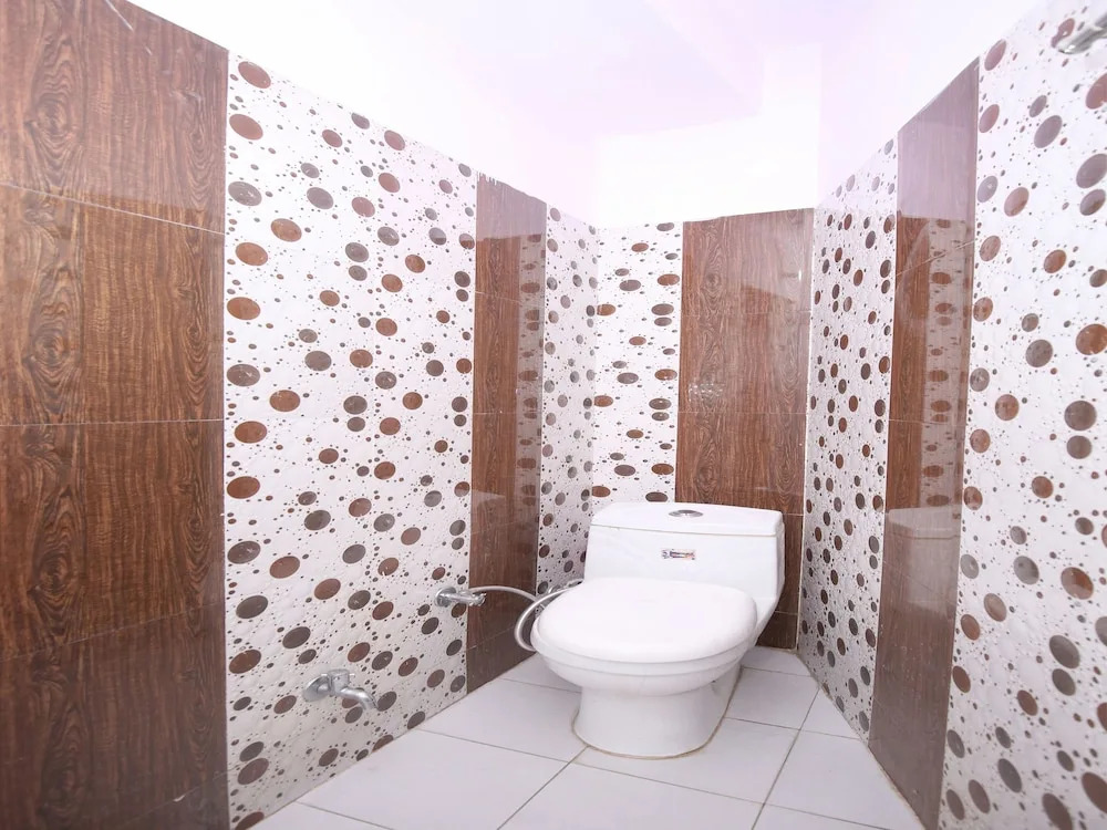 OYO 13061 Home Peaceful 2BHK Bharari