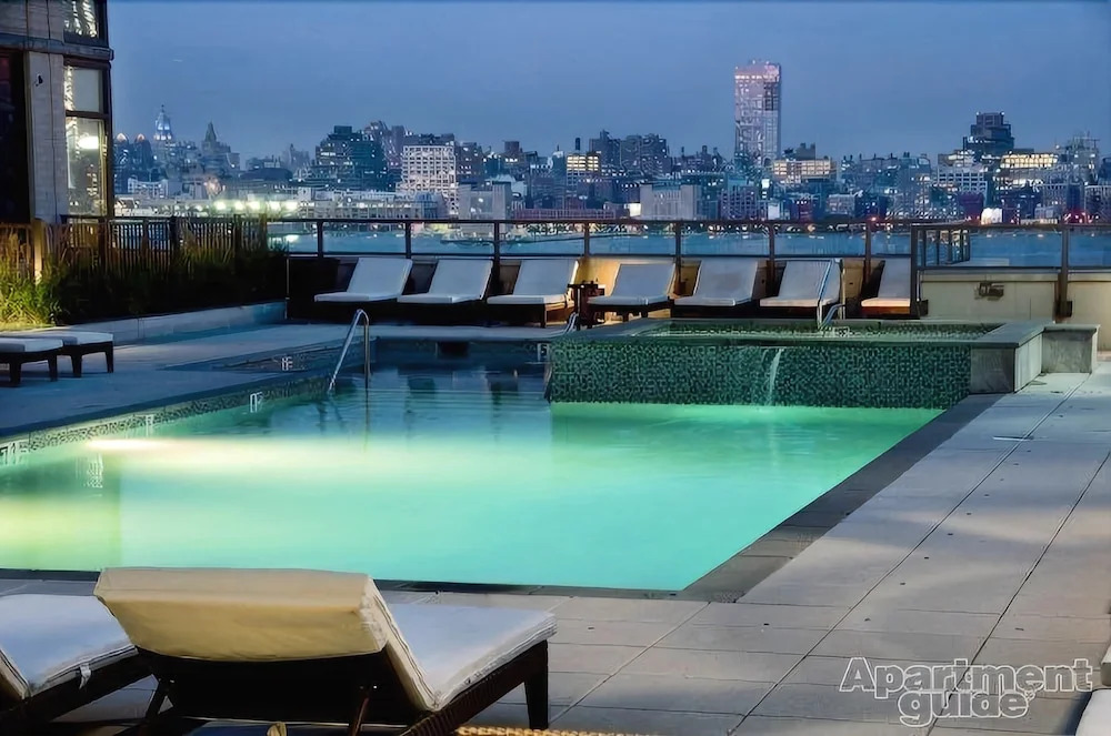 M Suites at Newport