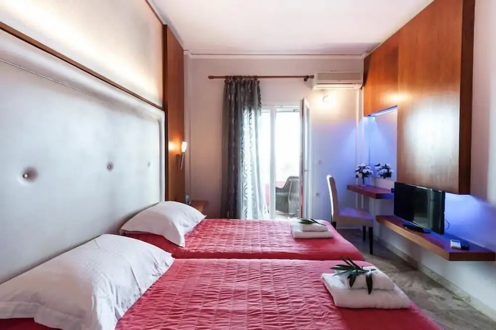 Niki Apartments