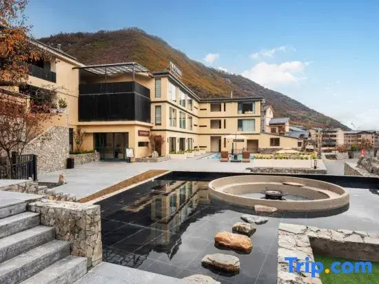 Langji Mizang Hotel