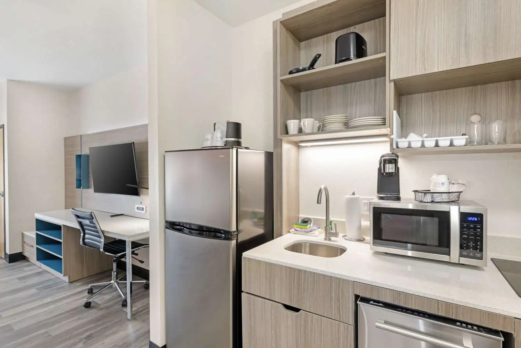 Best Western Plus Executive Residency Carlsbad Hotel