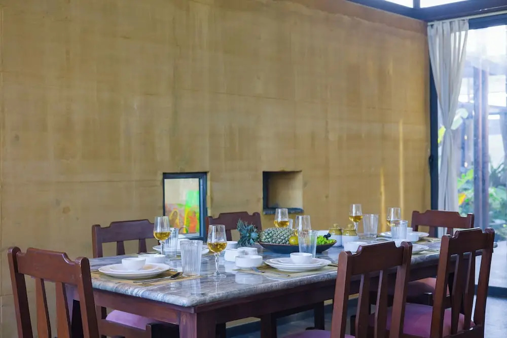 ELIVAAS Hari Bagh 4 BHK Villa with Gaming Zone & Art Nook