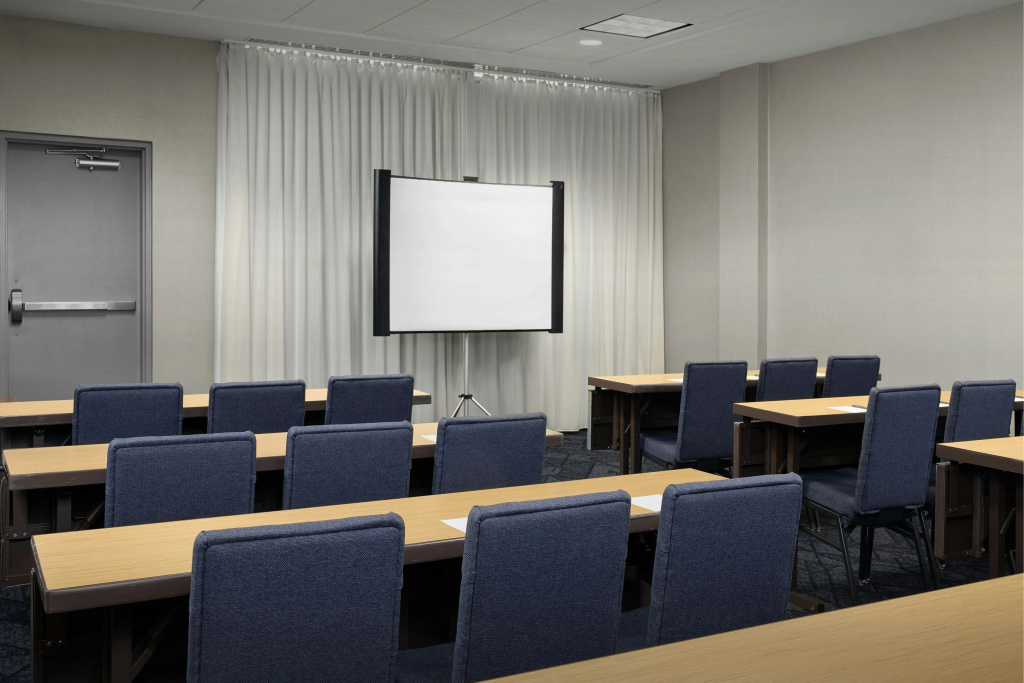 Courtyard by Marriott Salisbury