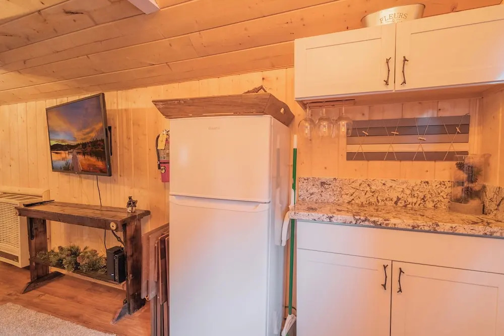 Cozy Pines Retreat