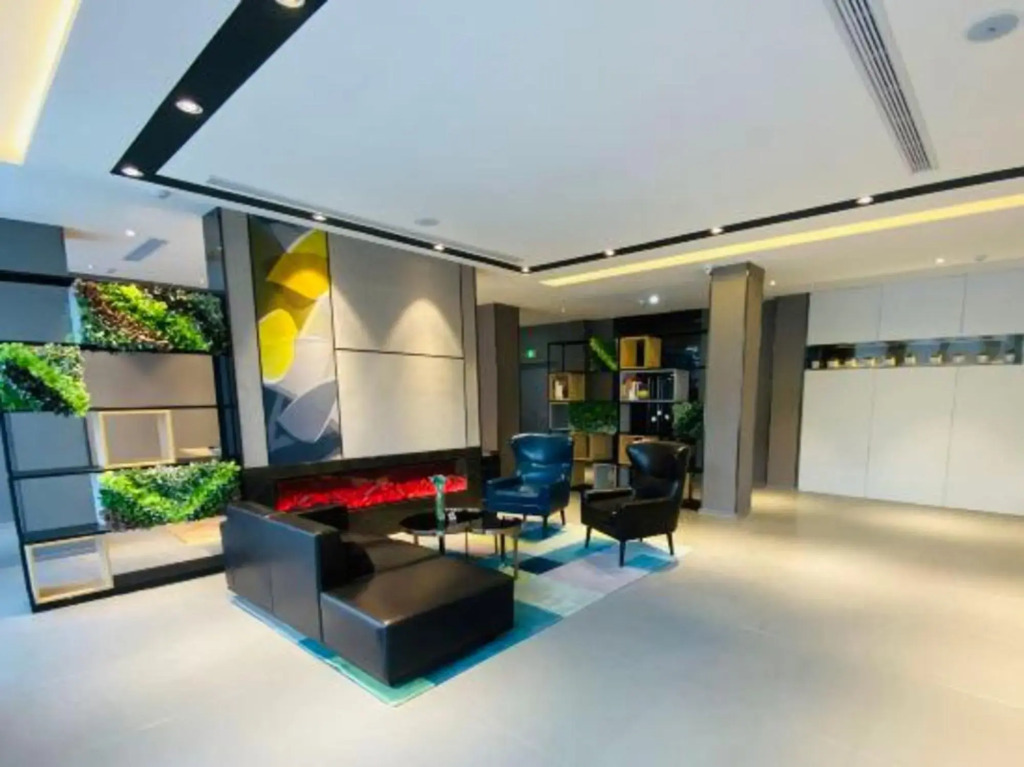 Homeinn Selected Hotel (Rizhao Lanshan Bus Station)