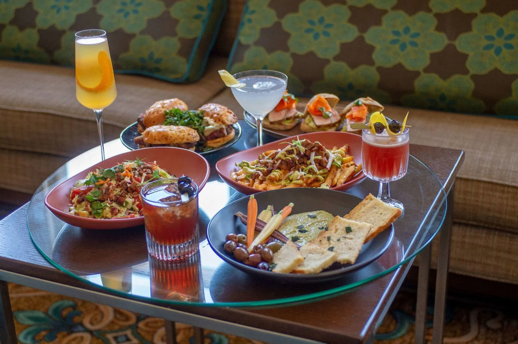St. Louis Union Station Hotel, Curio Collection by Hilton
