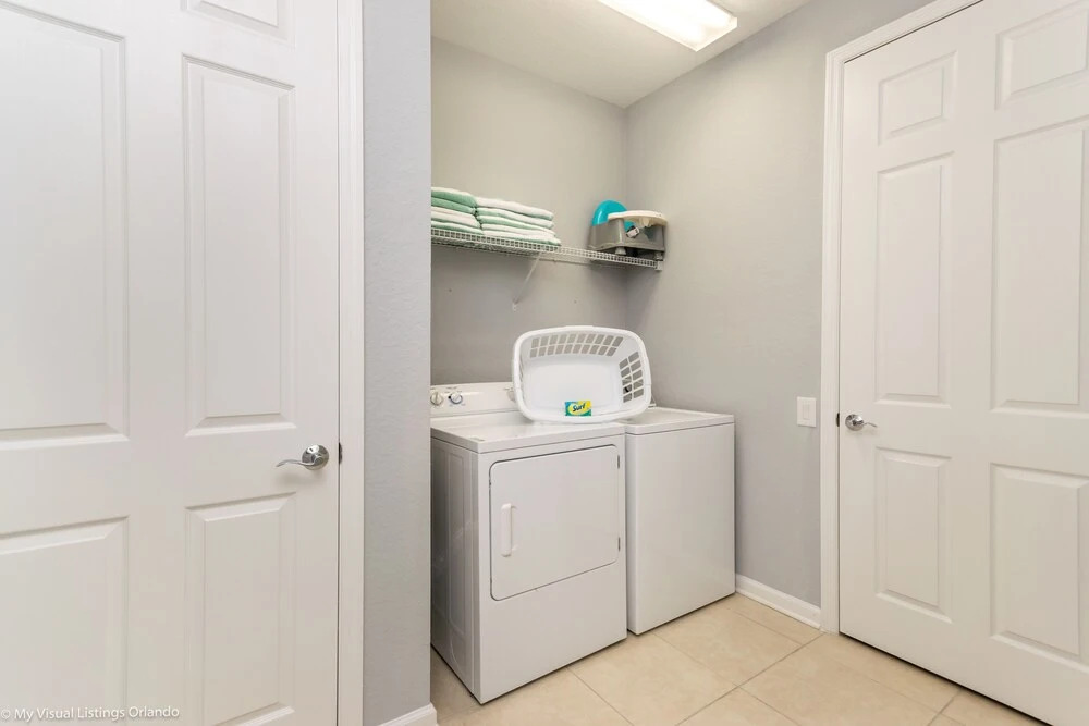 4840 Cayview Avenue #303