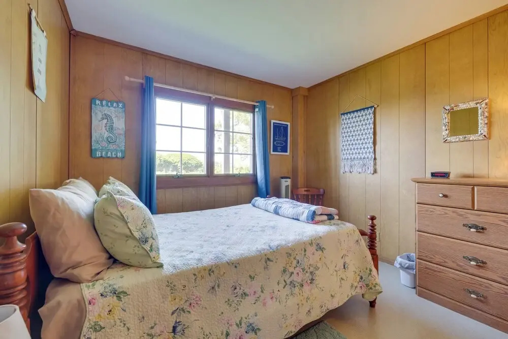 Deck w/ Water View: Coastal Escape Near P-town!