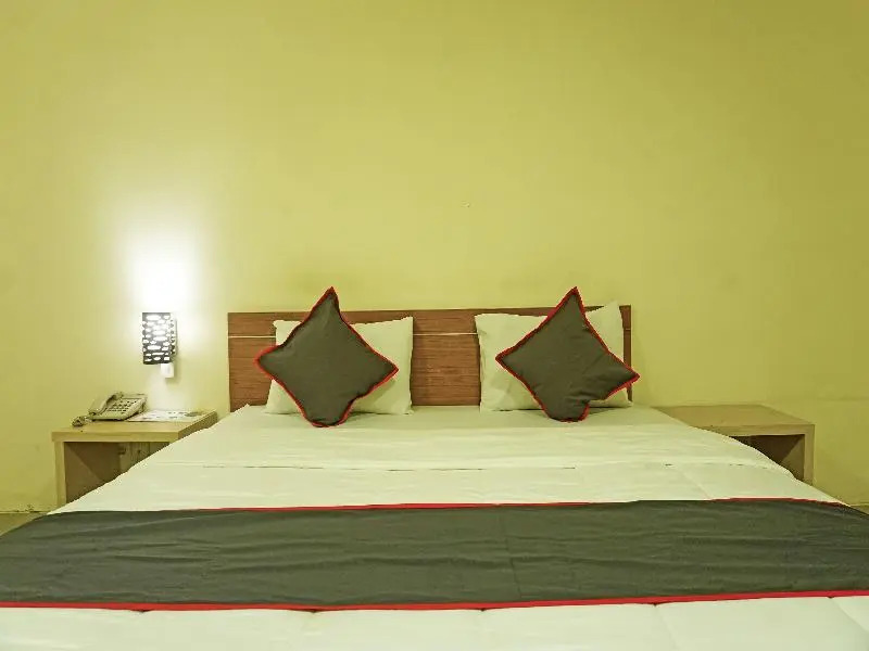 Super Oyo Collection O 91409 Hotel Fiducia Otista