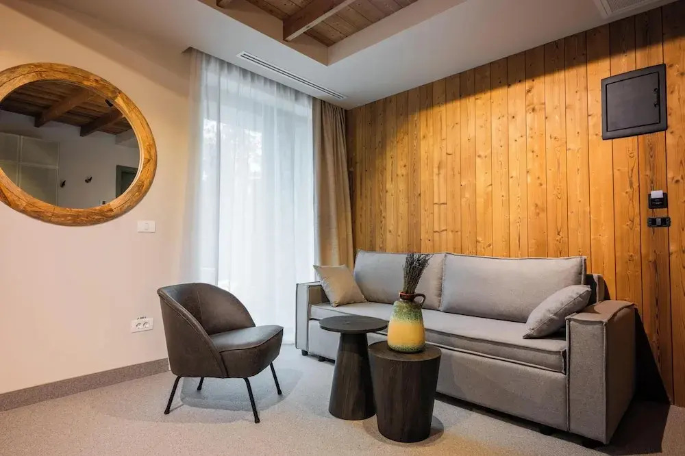 The Pines Bucegi Lodge