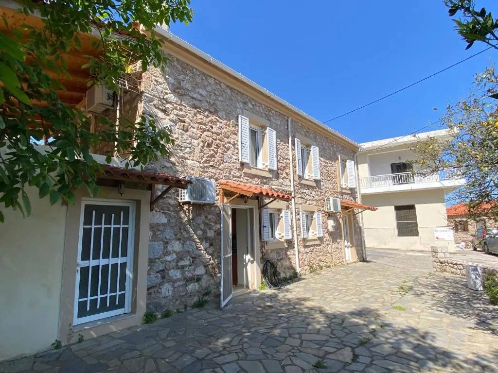 Barbajonn's Stone House