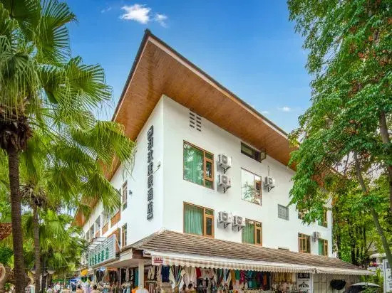 Xishuangbanna Jinghong Bowen Resort Hotel