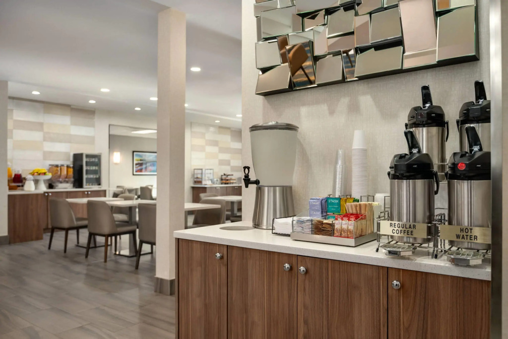La Quinta Inn by Wyndham Vancouver Airport