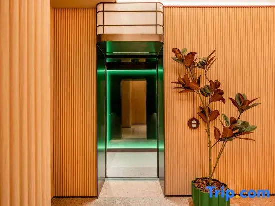 Orange Hotel (Yinchuan Zhengyuan South Street Museum)