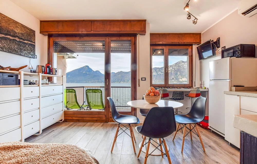 Stunning Apartment in Castelletto di Brenz. With Wifi