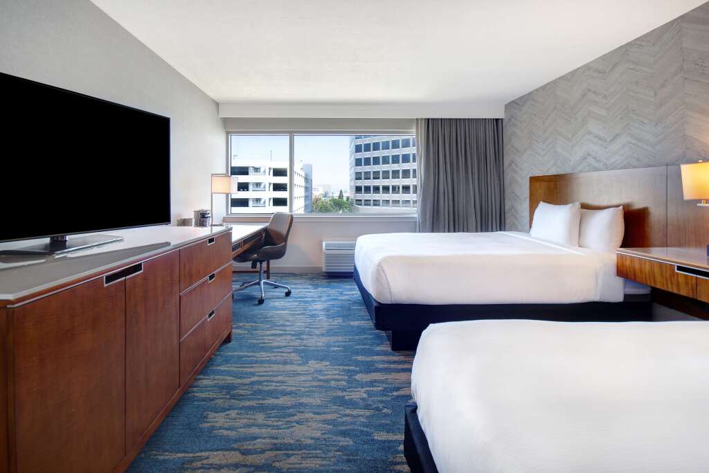 DoubleTree by Hilton LAX - El Segundo