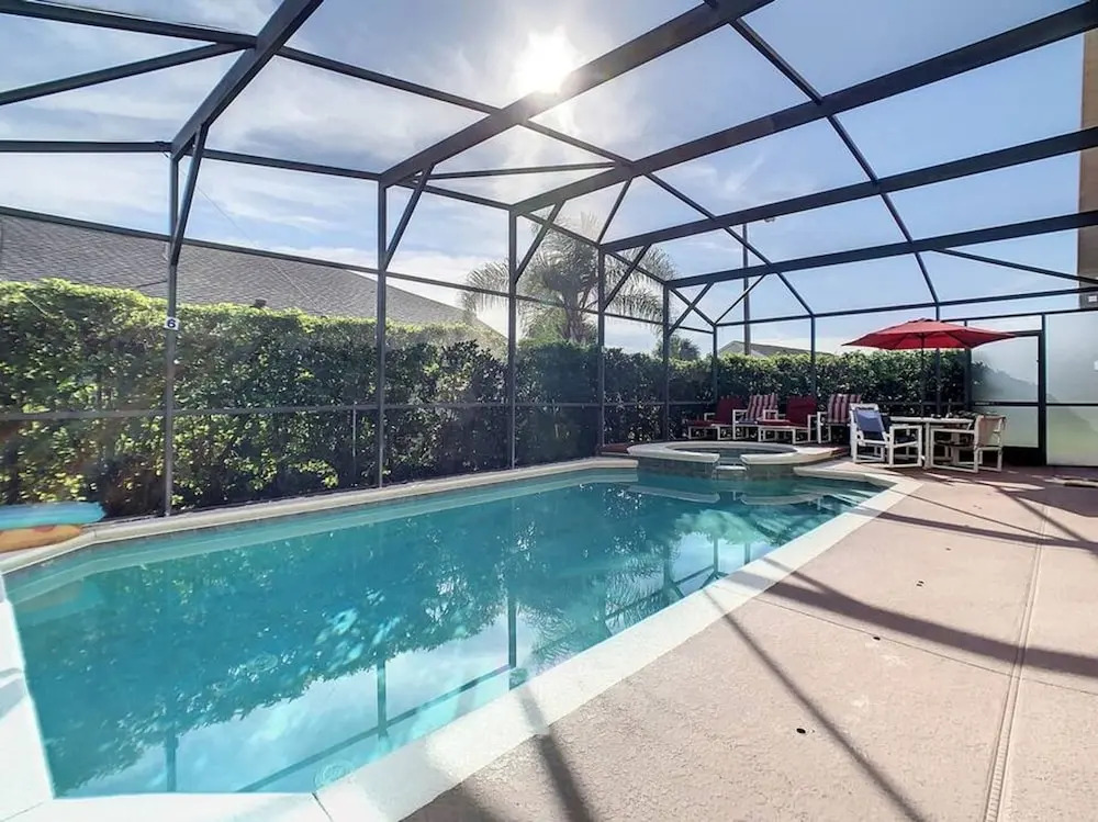 Screened pool, spa & game room Near Disney