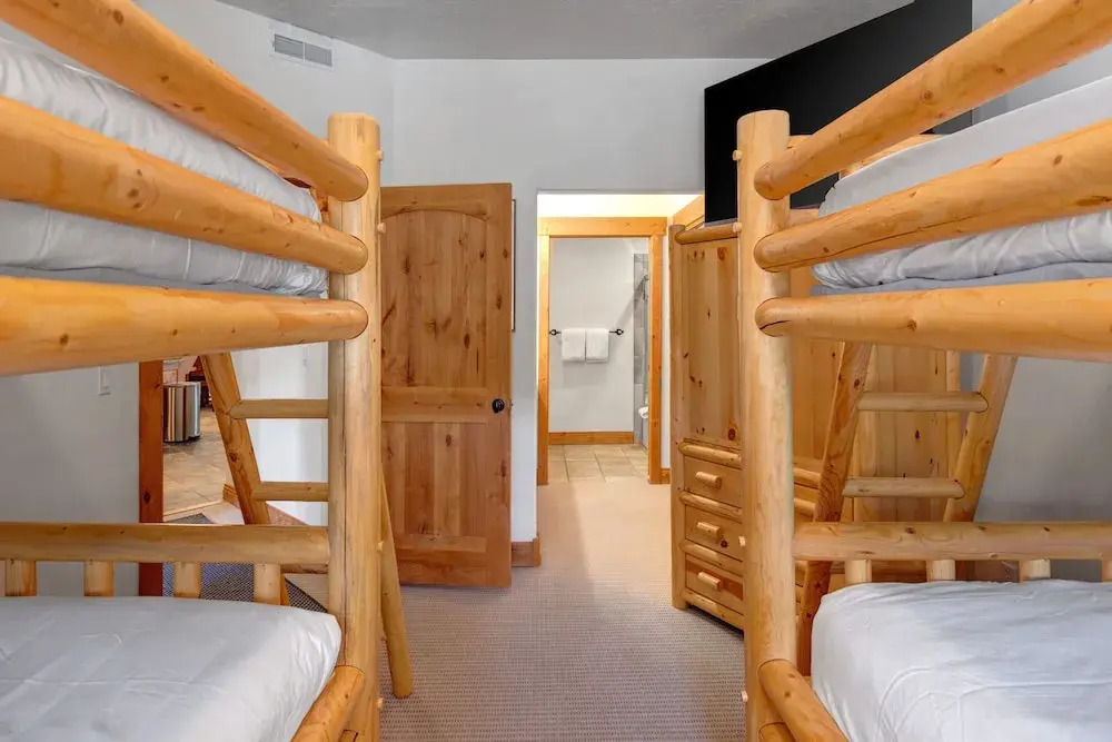 Town Pointe C302 3 Bedroom Condo by RedAwning