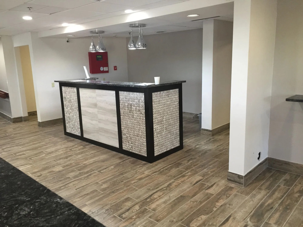 Holiday Inn Express & Suites Eden Prairie - Minneapolis by IHG