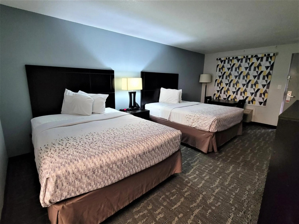 Super 8 Rockwall