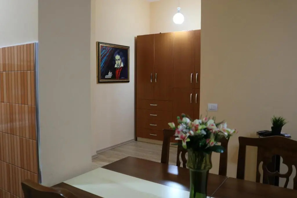 Belleview Apartment 5