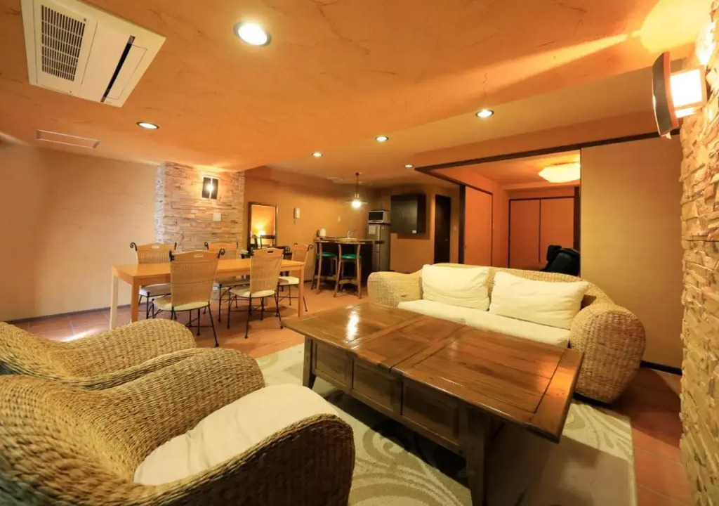 Katsuura Hilltop Hotel & Residence