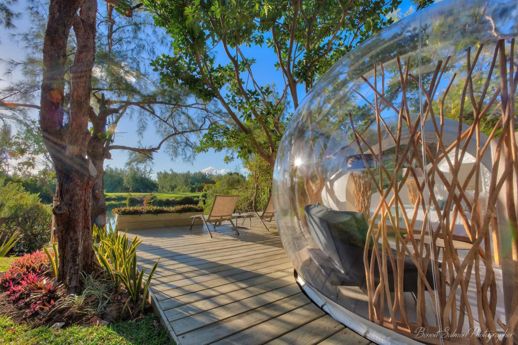 Bubble Lodge Ile aux Cerfs Island