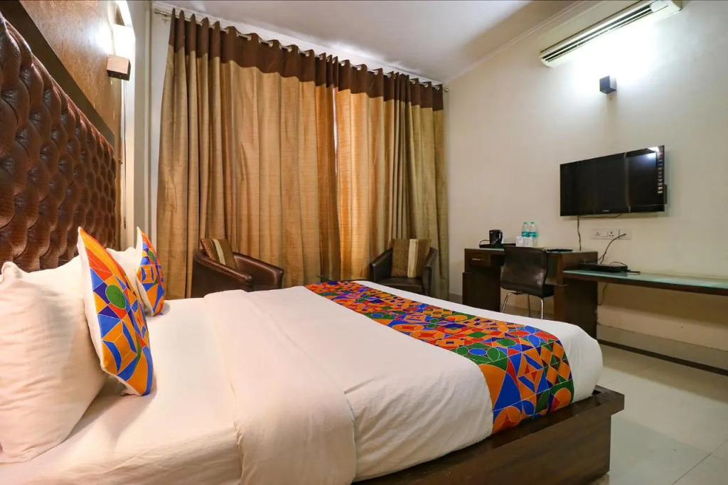 Hotel Lloyd Residency